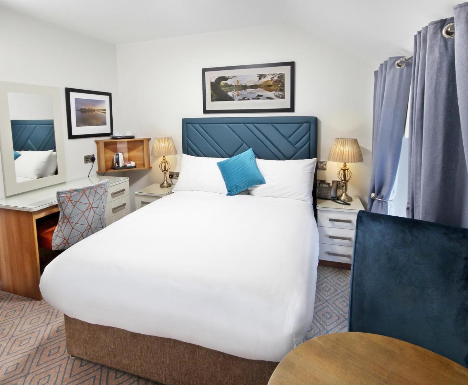 Hotel The Bailie, Main St Bailieborough, A82T6C6 Cavan Esterno foto