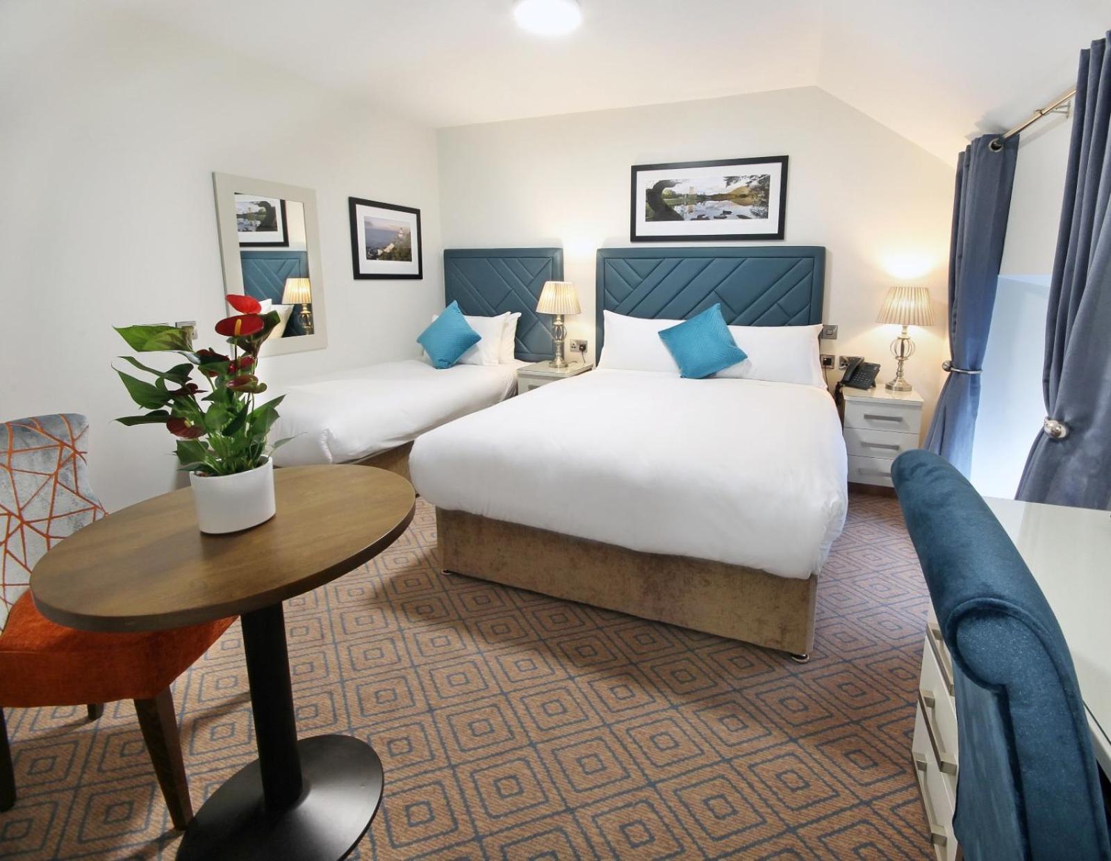 Hotel The Bailie, Main St Bailieborough, A82T6C6 Cavan Esterno foto